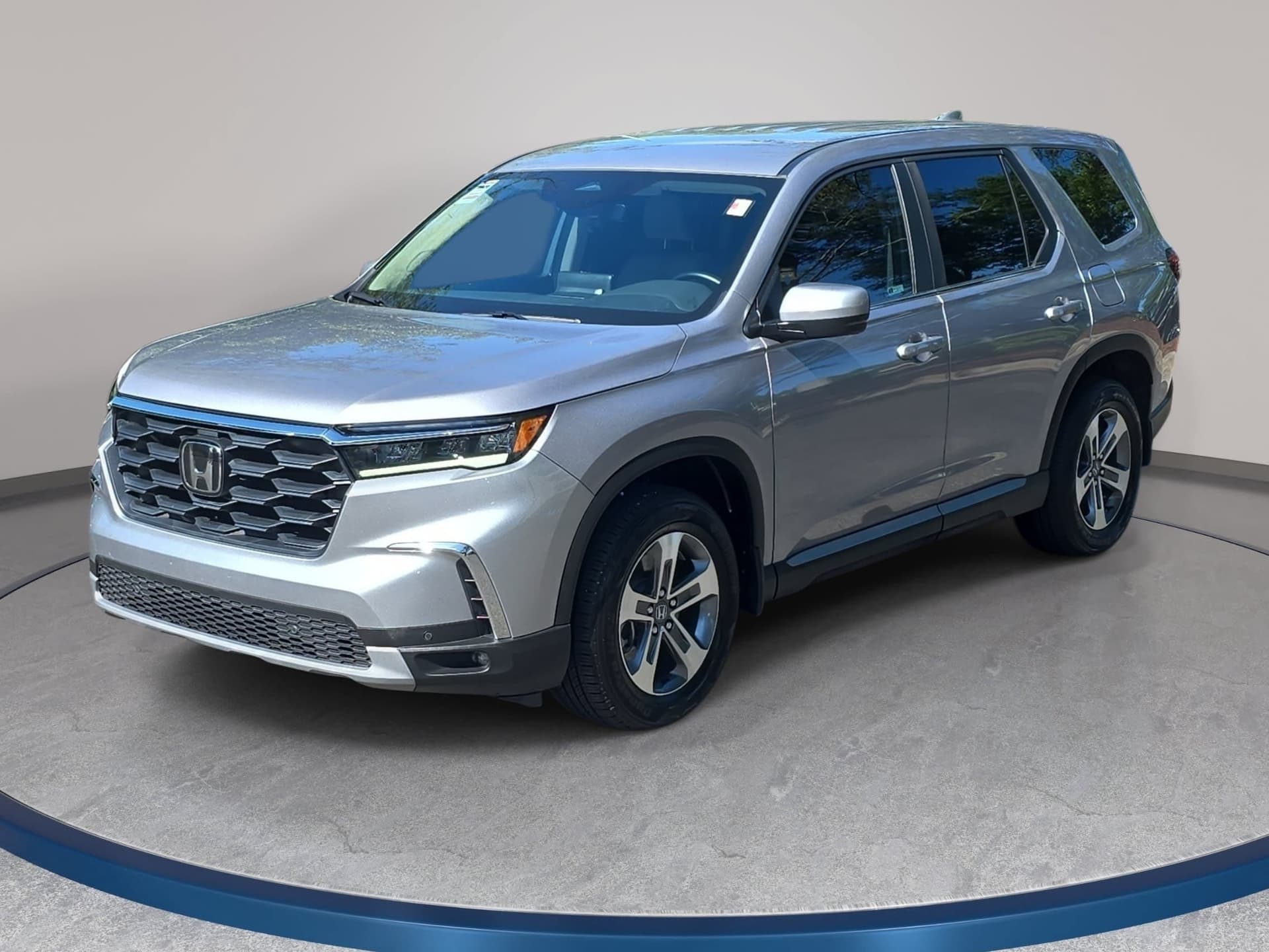 2025 Honda Pilot EX-L — photo 1 of 37