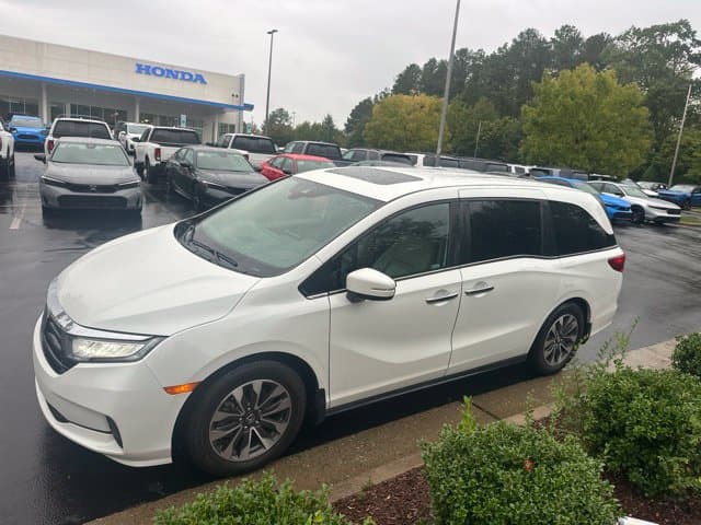 2021 Honda Odyssey EX-L — photo 1 of 16