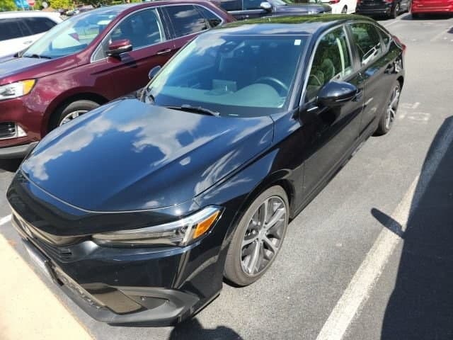 2023 Honda Civic Touring — photo 1 of 11