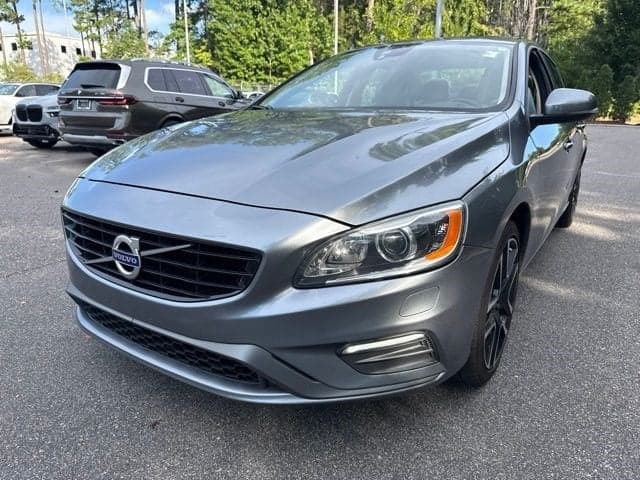 2018 Volvo S60 Dynamic — photo 1 of 16