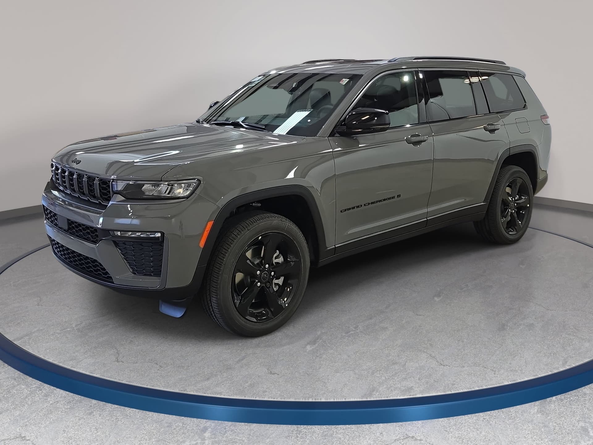 2027 Jeep Grand Cherokee Limited — photo 1 of 42