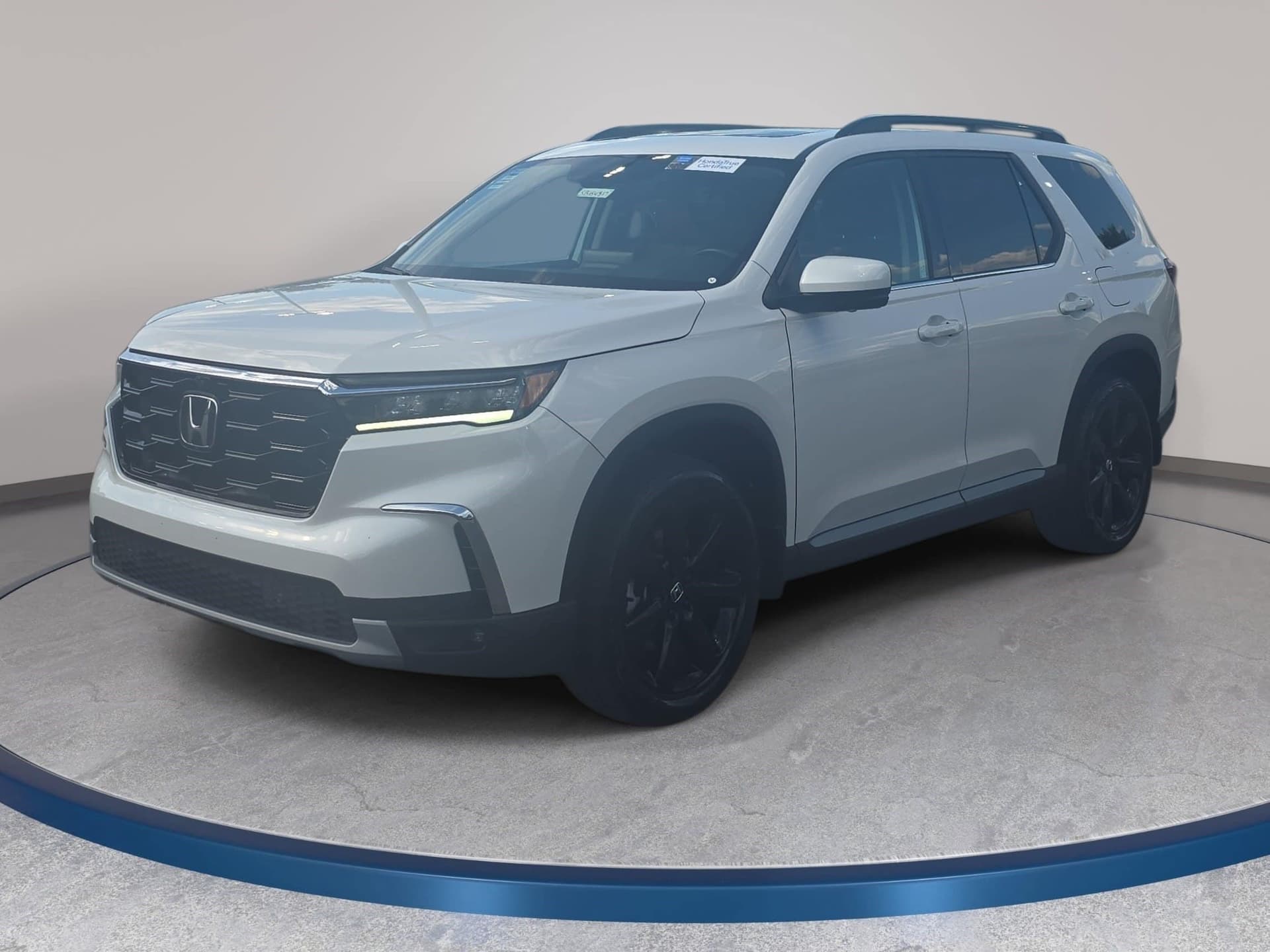 2025 Honda Pilot Elite — photo 1 of 37