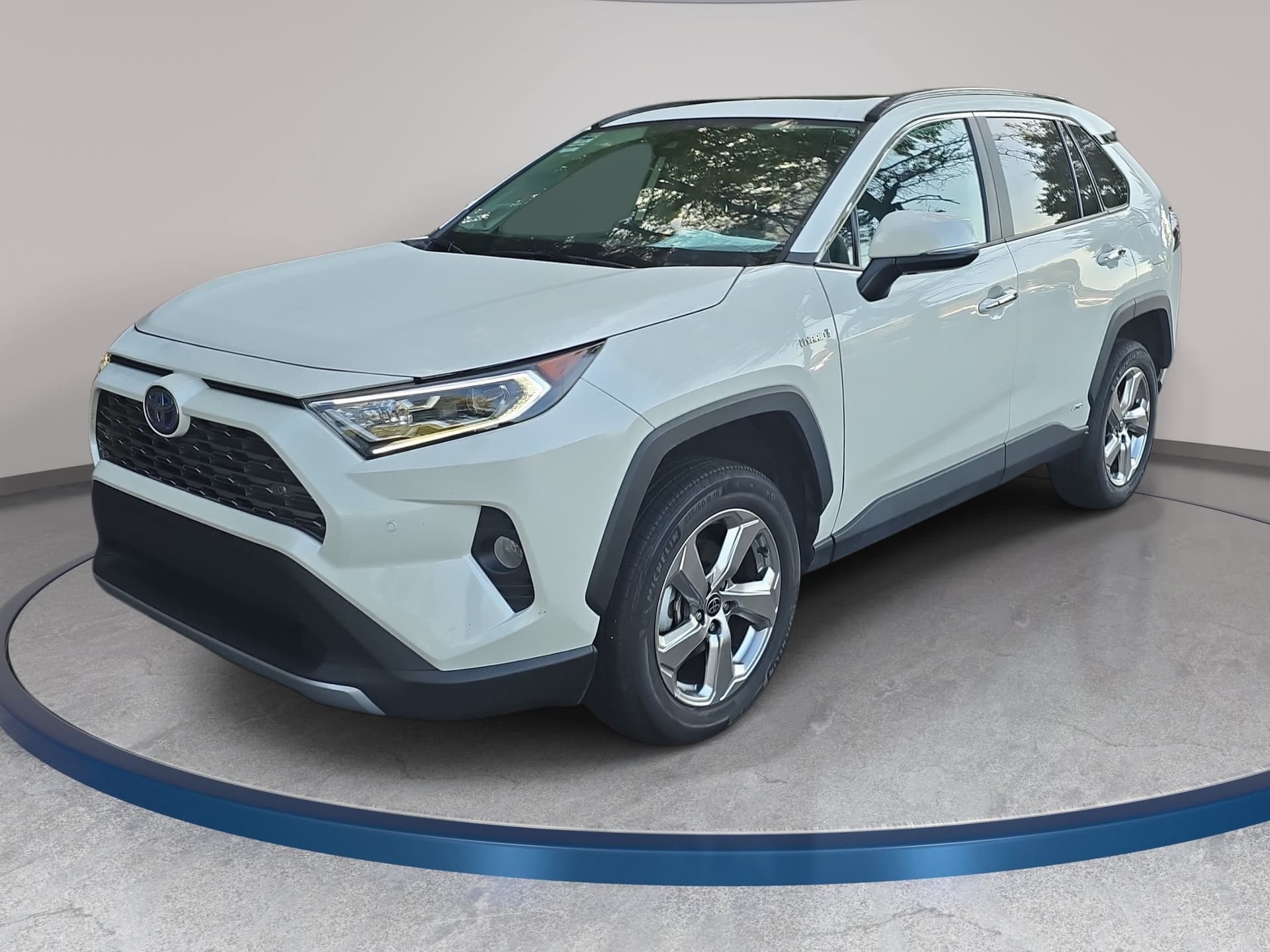 2021 Toyota RAV4 Hybrid Limited — photo 1 of 37