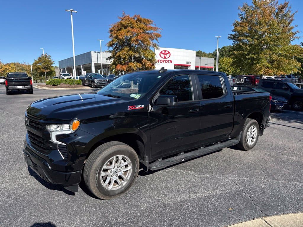 2022 Chevrolet Silverado 1500 RST — photo 1 of 13