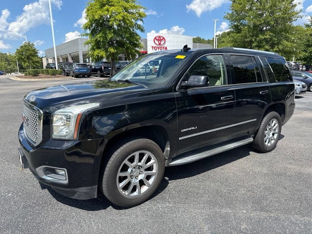 2015 GMC Yukon Denali — photo 1 of 13