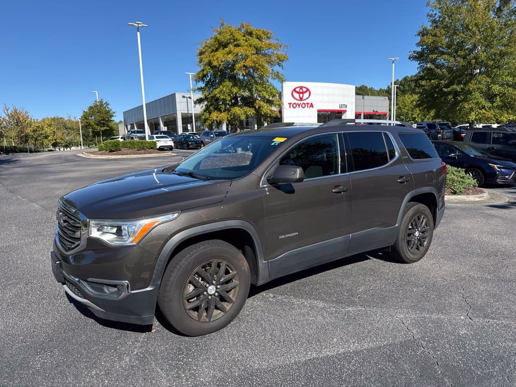 2019 GMC Acadia SLT — photo 1 of 13