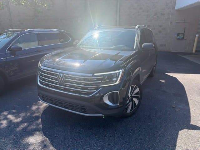 2025 Volkswagen Atlas 2.0T SEL — photo 1 of 13