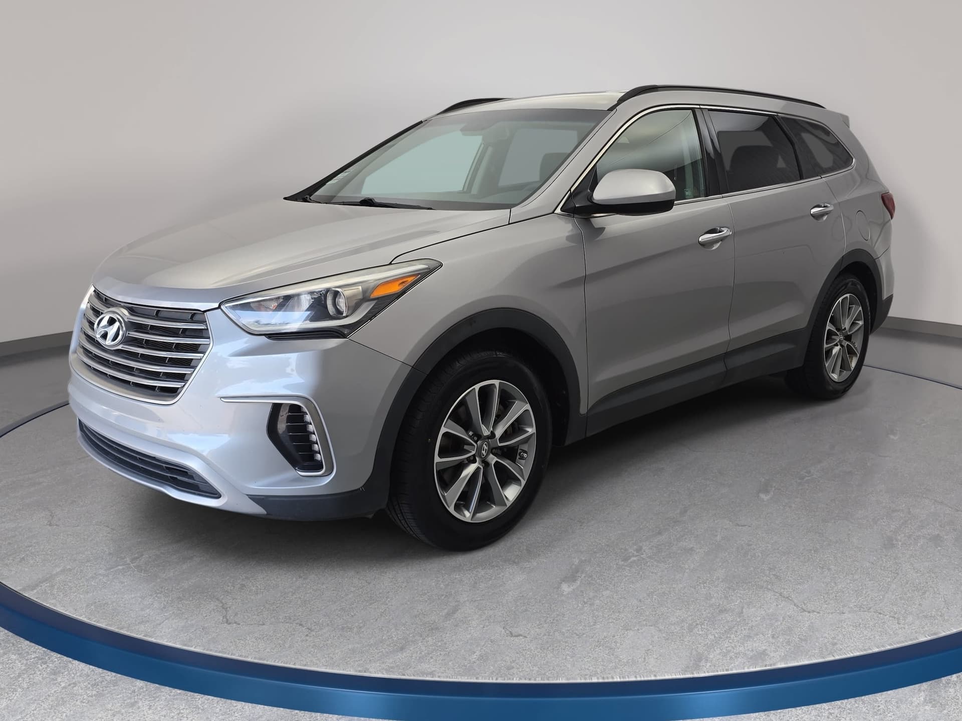 2017 Hyundai Santa Fe SE — photo 1 of 35
