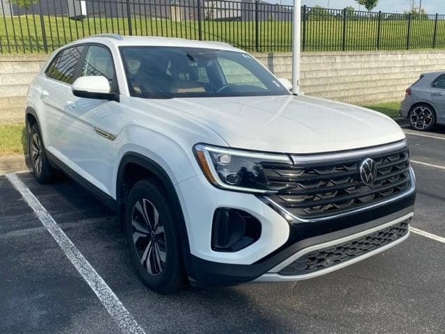 2024 Volkswagen Atlas Cross Sport 2.0T SE — photo 1 of 14