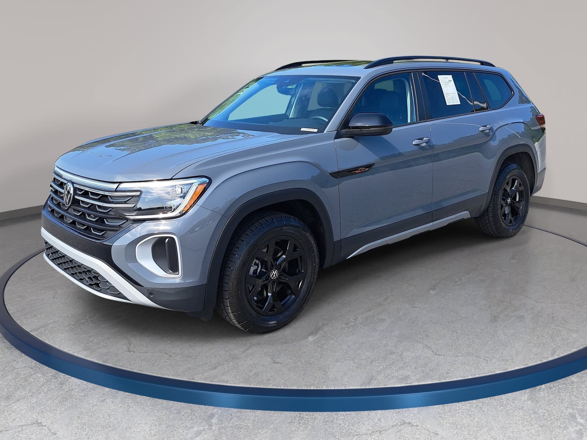 2026 Volkswagen Atlas Peak Edition — photo 1 of 38