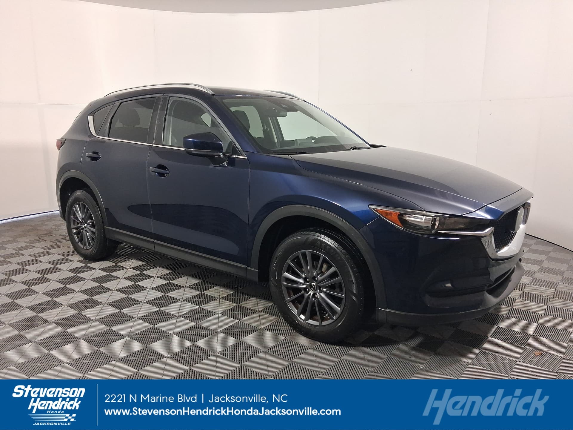 2020 Mazda CX-5 Touring — photo 1 of 11
