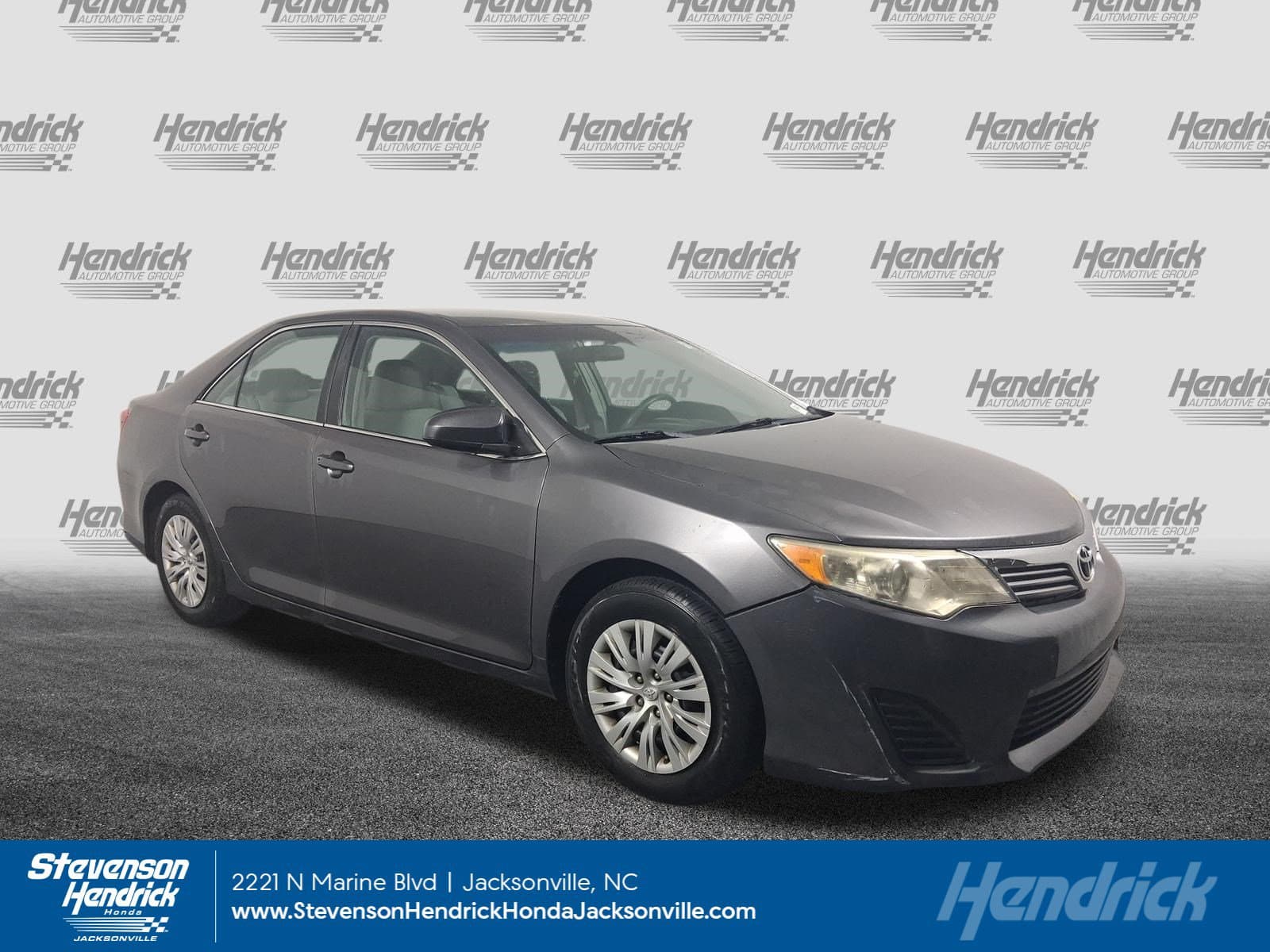 2014 Toyota Camry L — photo 1 of 11