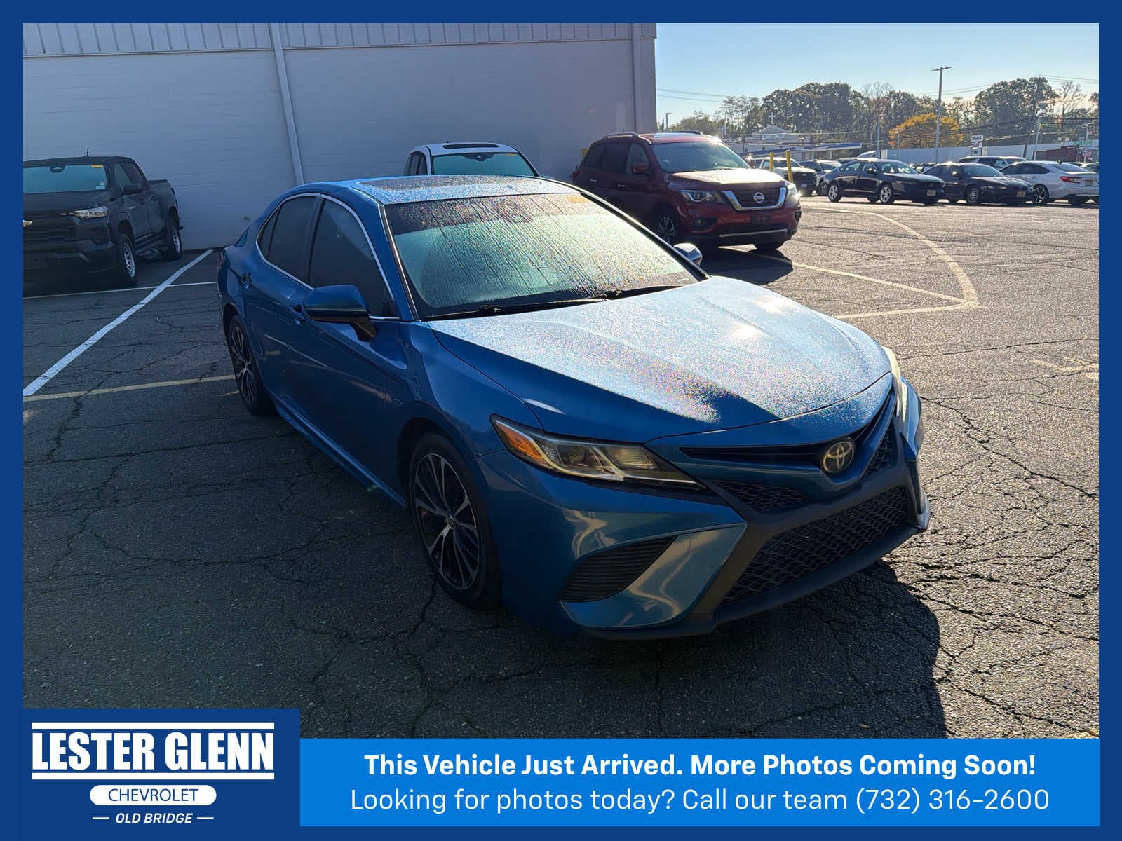 2018 Toyota Camry LE — photo 1 of 4