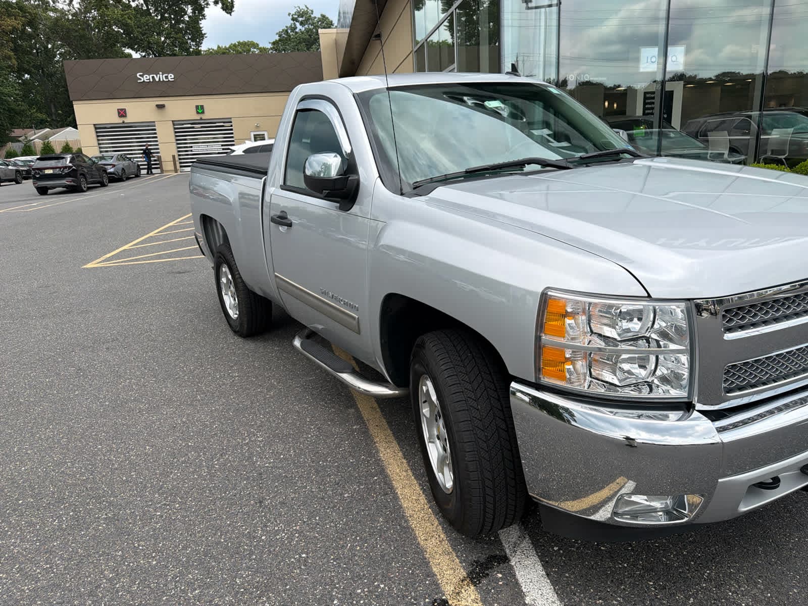 2012 Chevrolet Silverado 1500 LT — photo 1 of 9