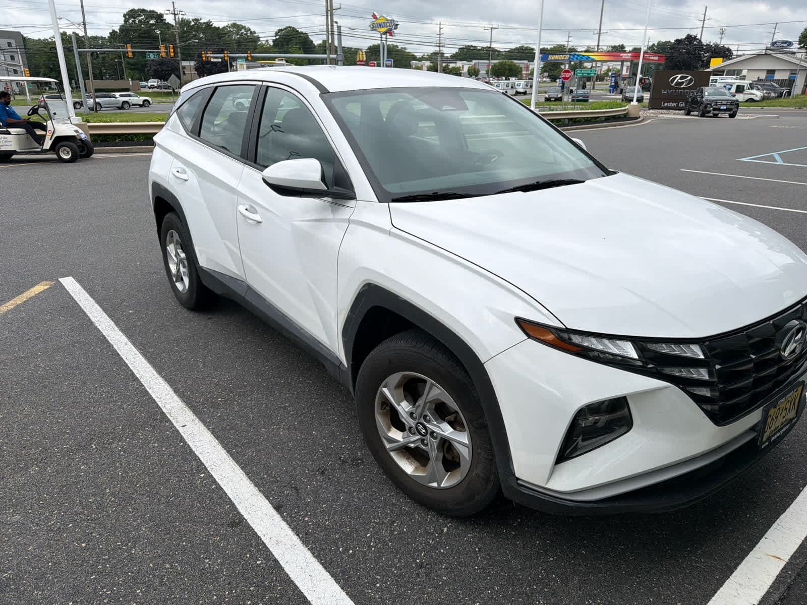 2024 Hyundai Tucson SE — photo 1 of 9