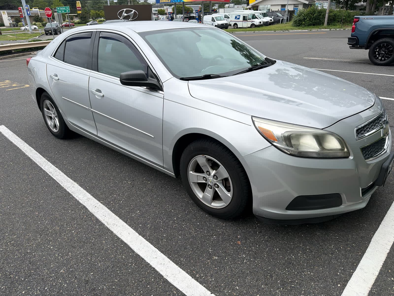 2013 Chevrolet Malibu 1LS — photo 1 of 10