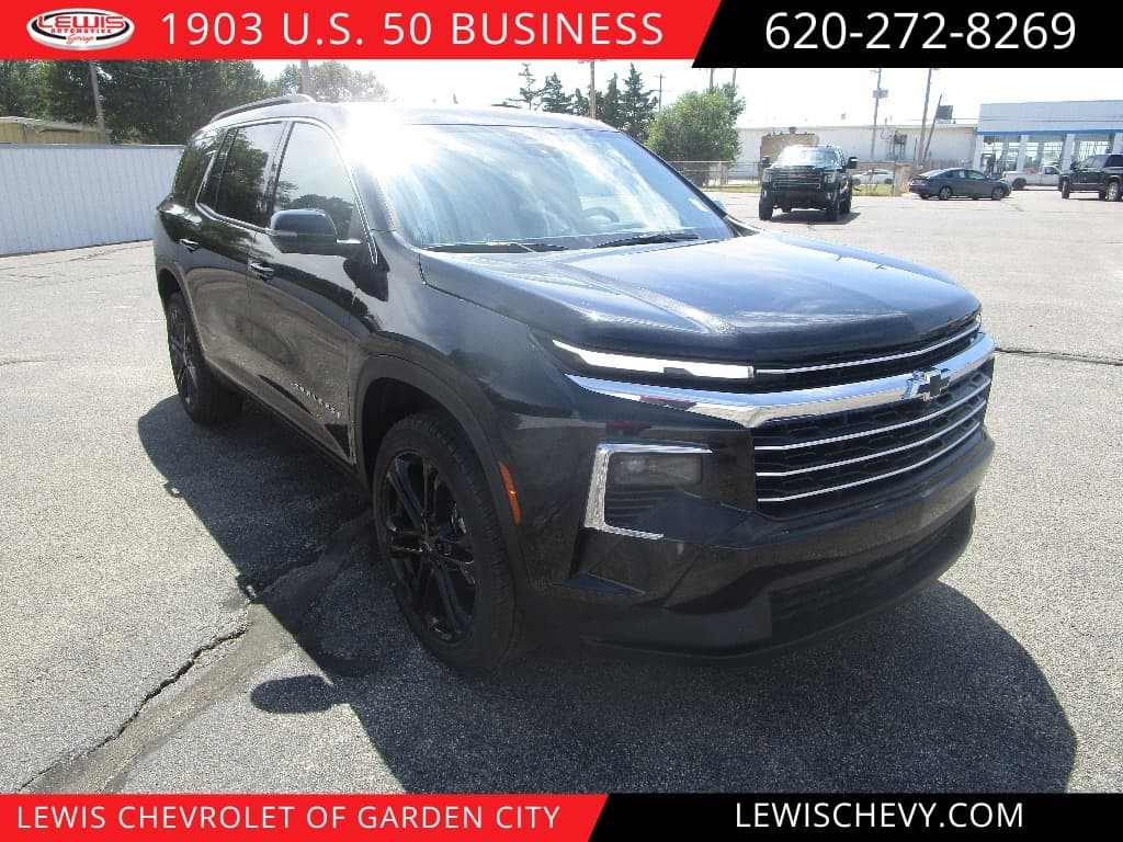 2027 Chevrolet Traverse FWD LT — photo 1 of 25