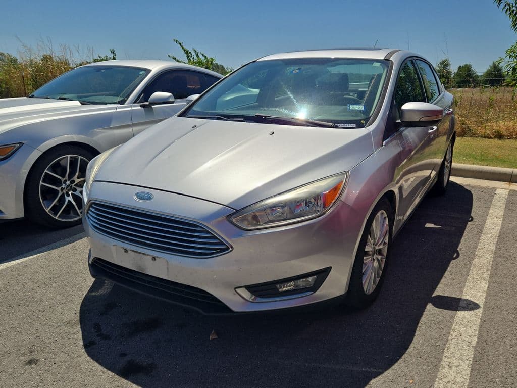 2018 Ford Focus Titanium — photo 1 of 6