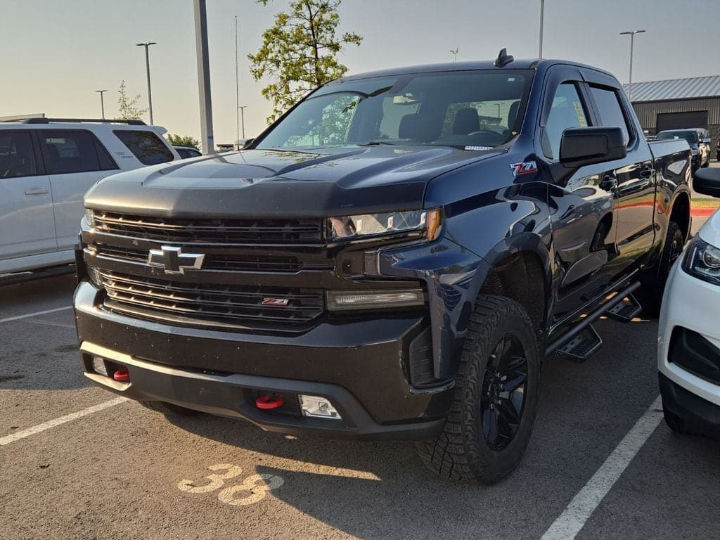 2021 Chevrolet Silverado 1500 LT Trail Boss — photo 1 of 6