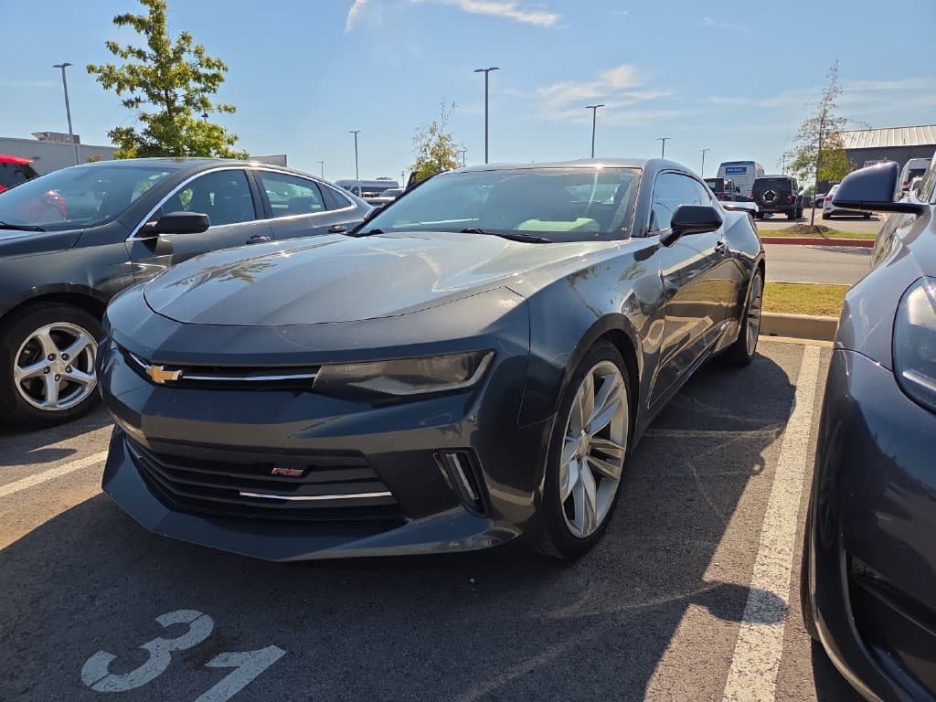 2017 Chevrolet Camaro 1LT — photo 1 of 6