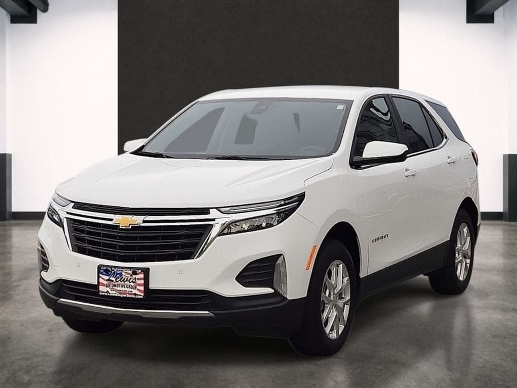 2024 Chevrolet Equinox LT — photo 1 of 21