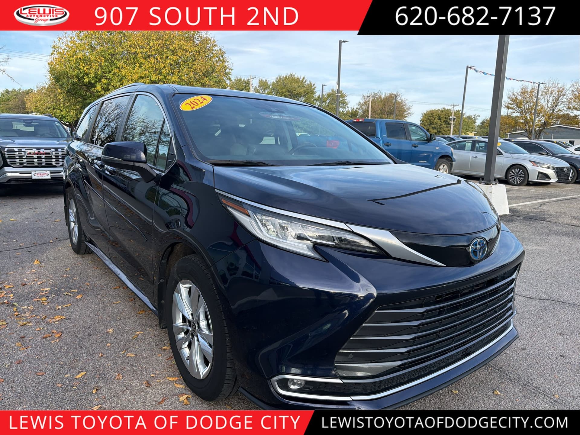 2024 Toyota Sienna Limited — photo 1 of 24