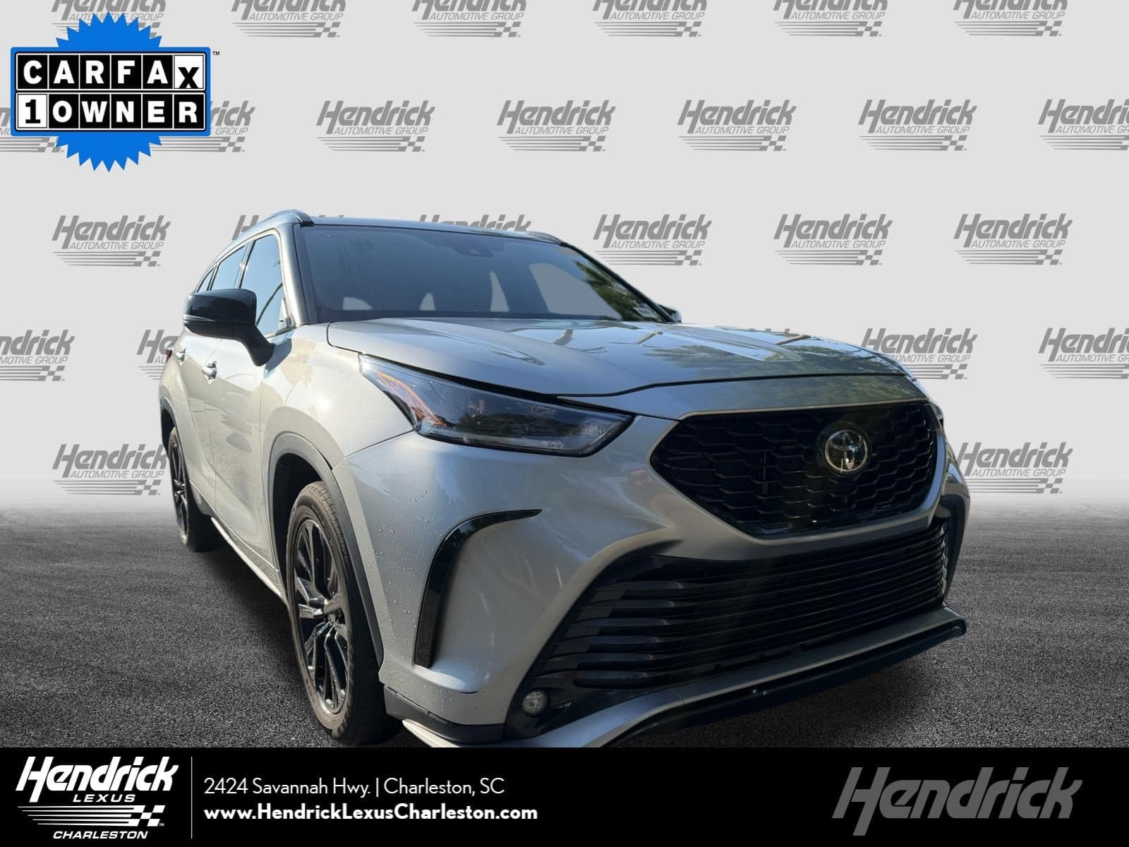 2023 Toyota Highlander XSE — photo 1 of 44