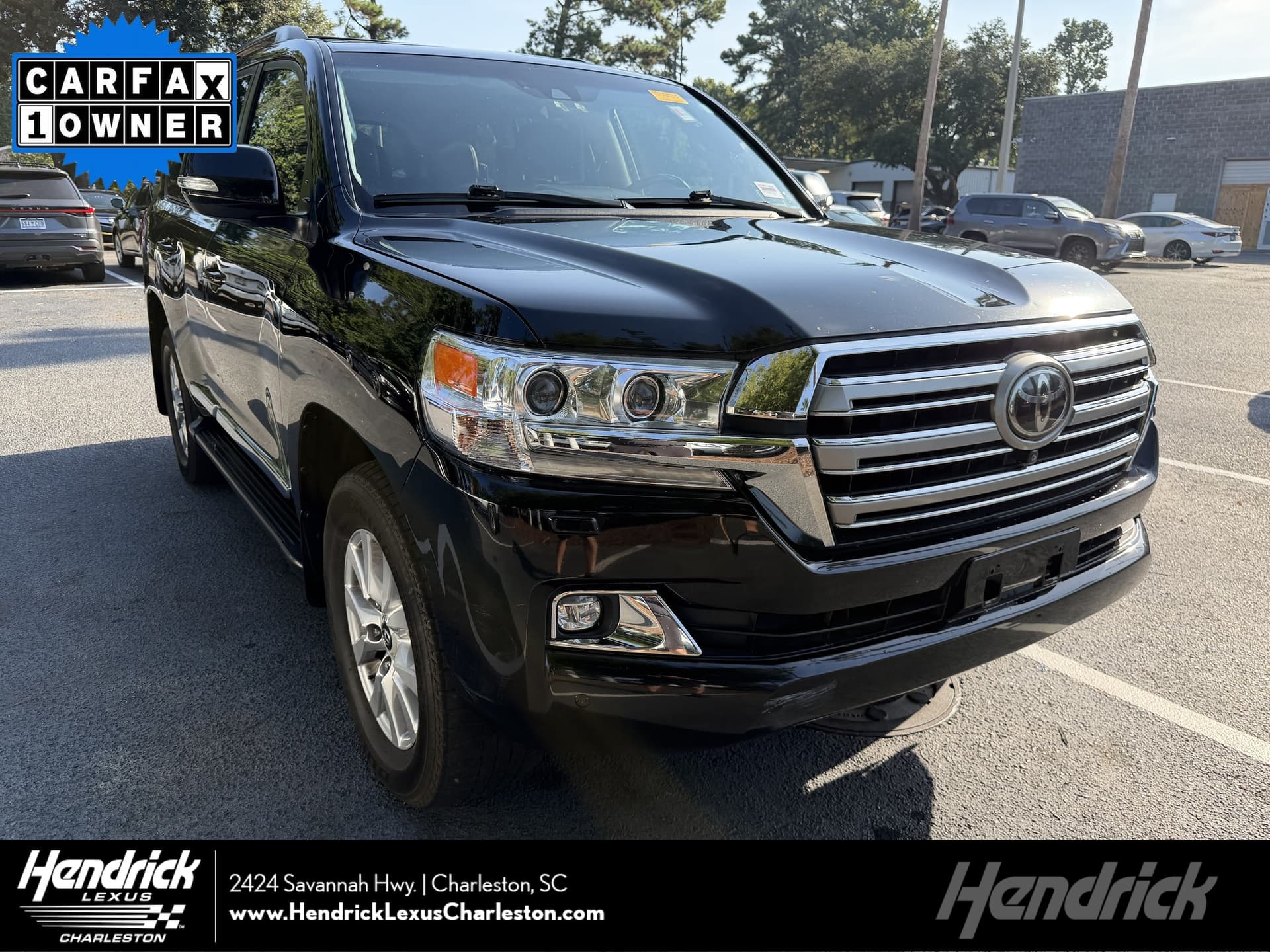 2016 Toyota Land Cruiser Base — photo 1 of 50