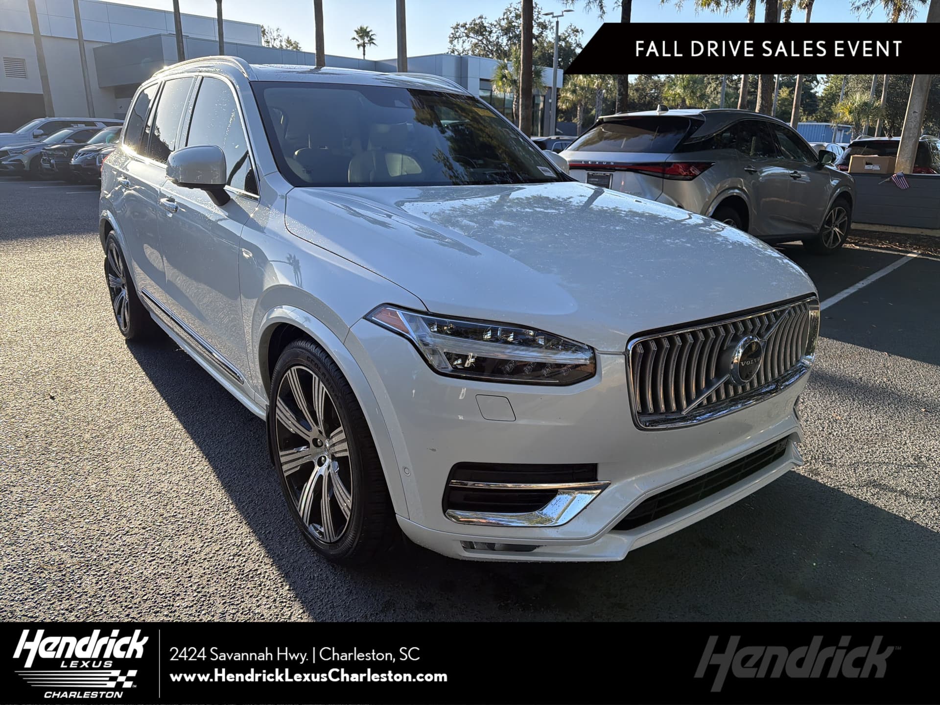 2021 Volvo XC90 Inscription — photo 1 of 47