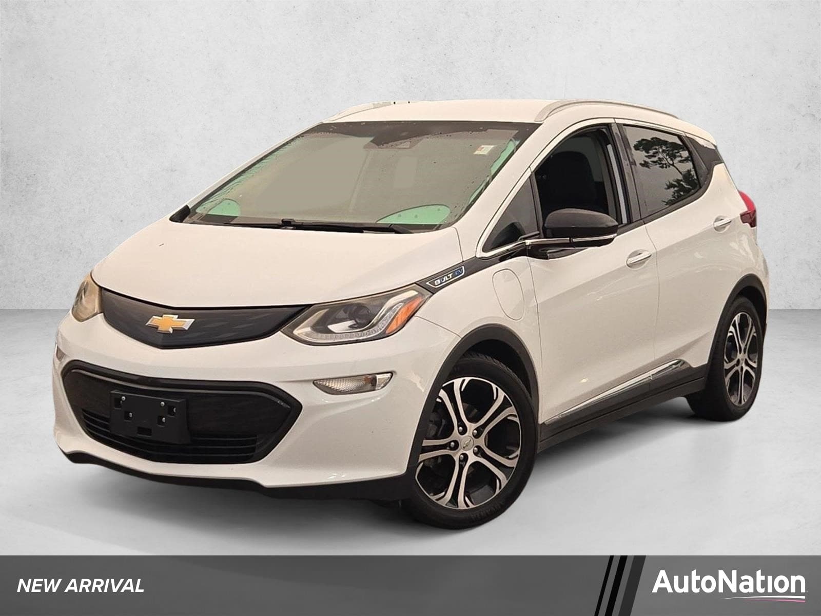 2017 Chevrolet Bolt EV Premier — photo 1 of 16