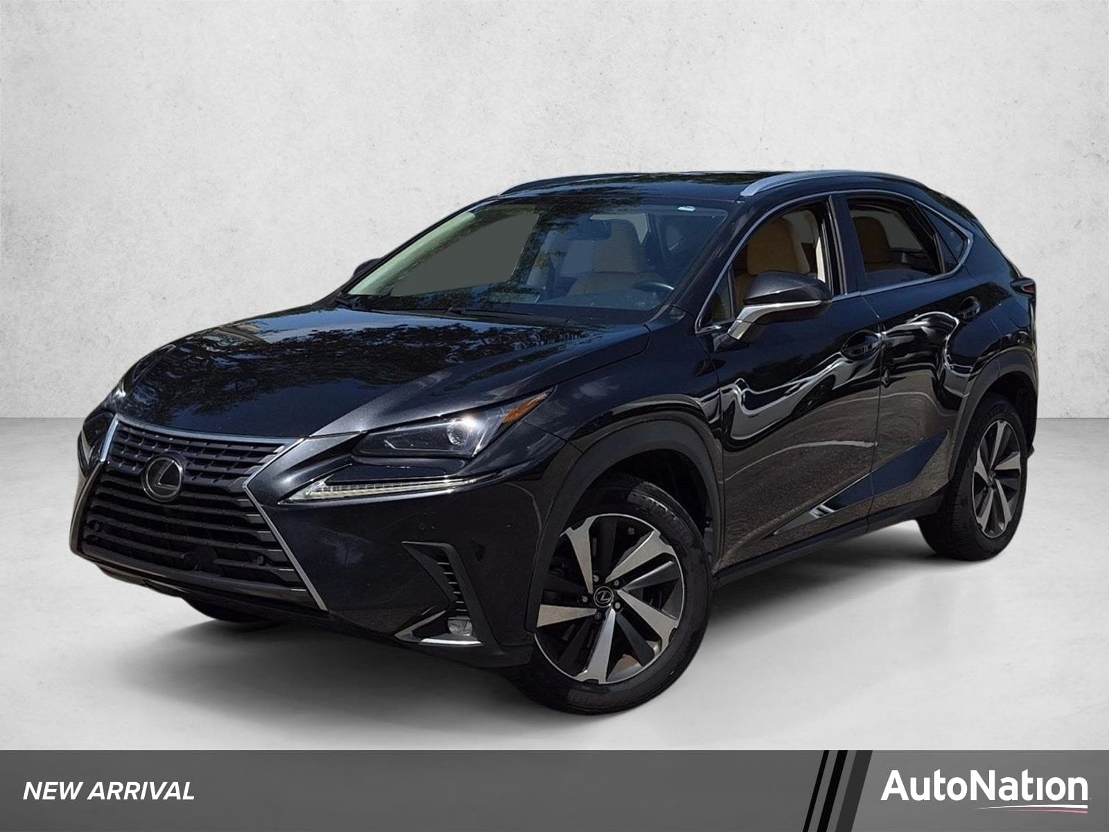 2021 Lexus NX 300 Base — photo 1 of 16