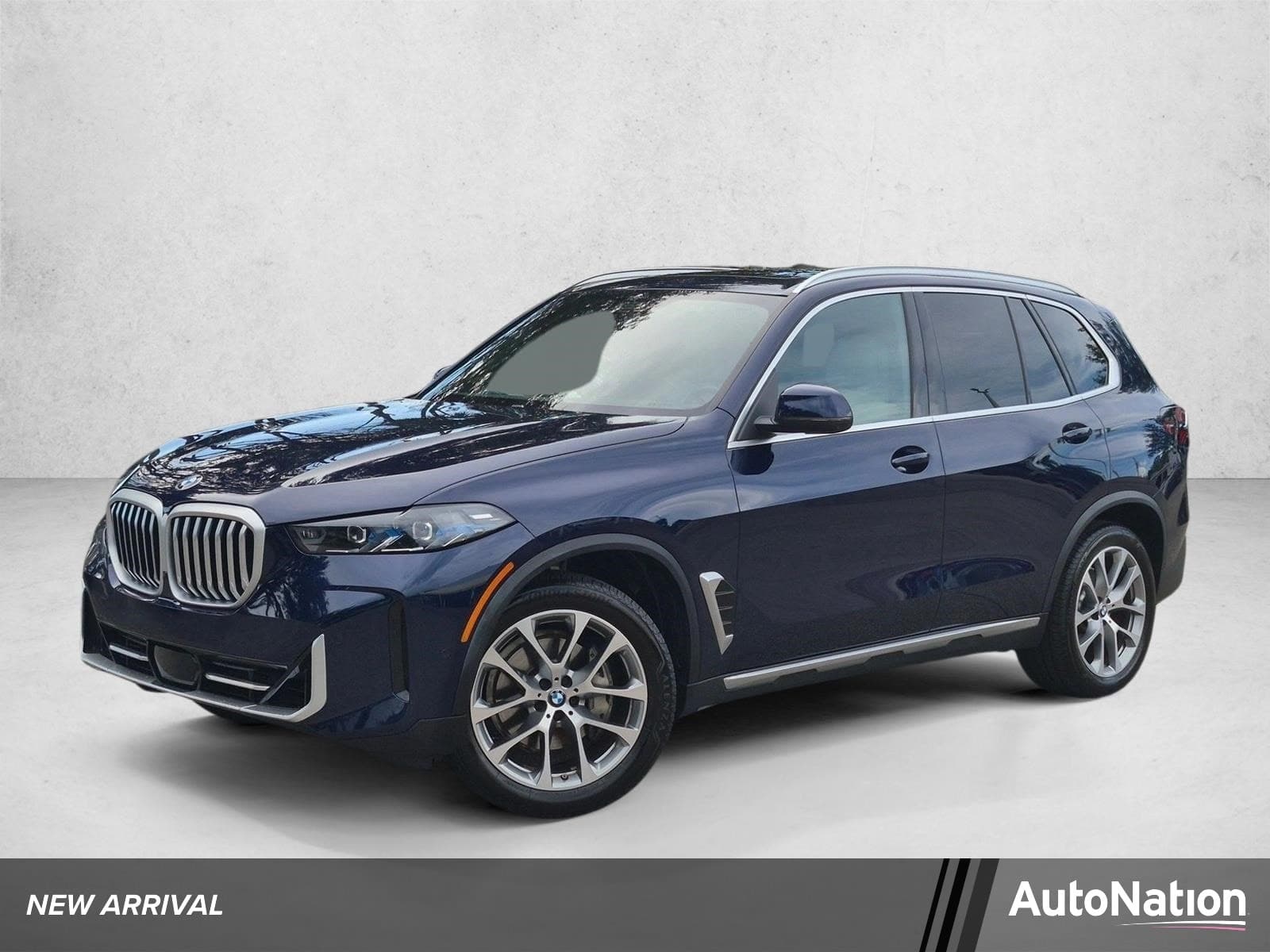 2026 BMW X5 sDrive40i — photo 1 of 15