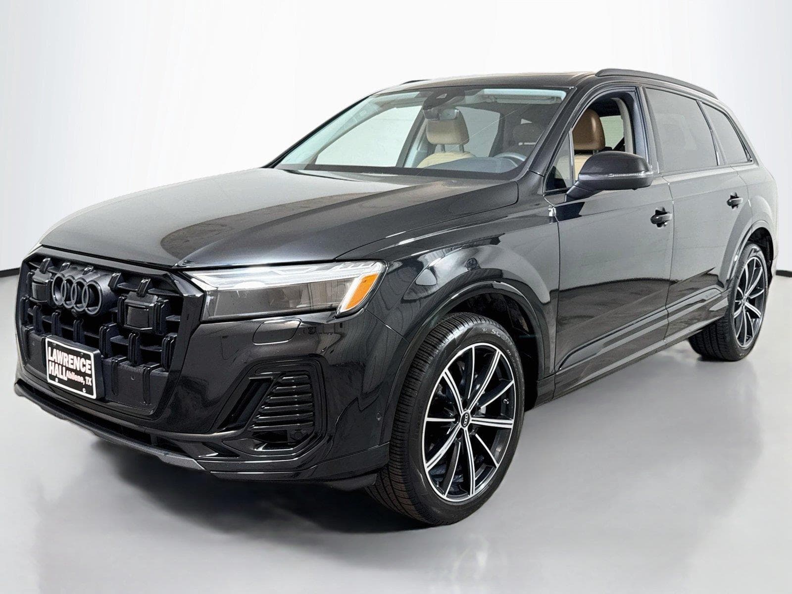 2025 Audi Q7 Premium Plus — photo 1 of 33
