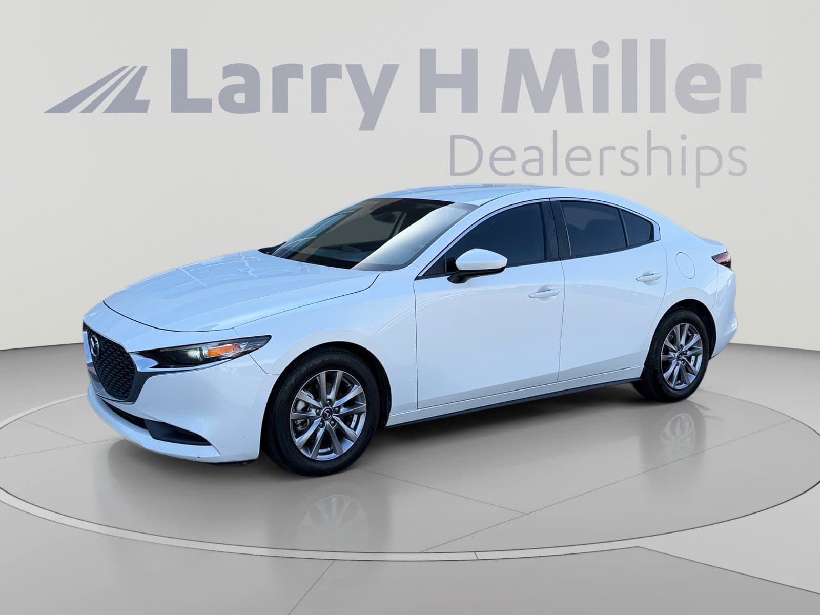 2019 Mazda Mazda3 Base — photo 1 of 32