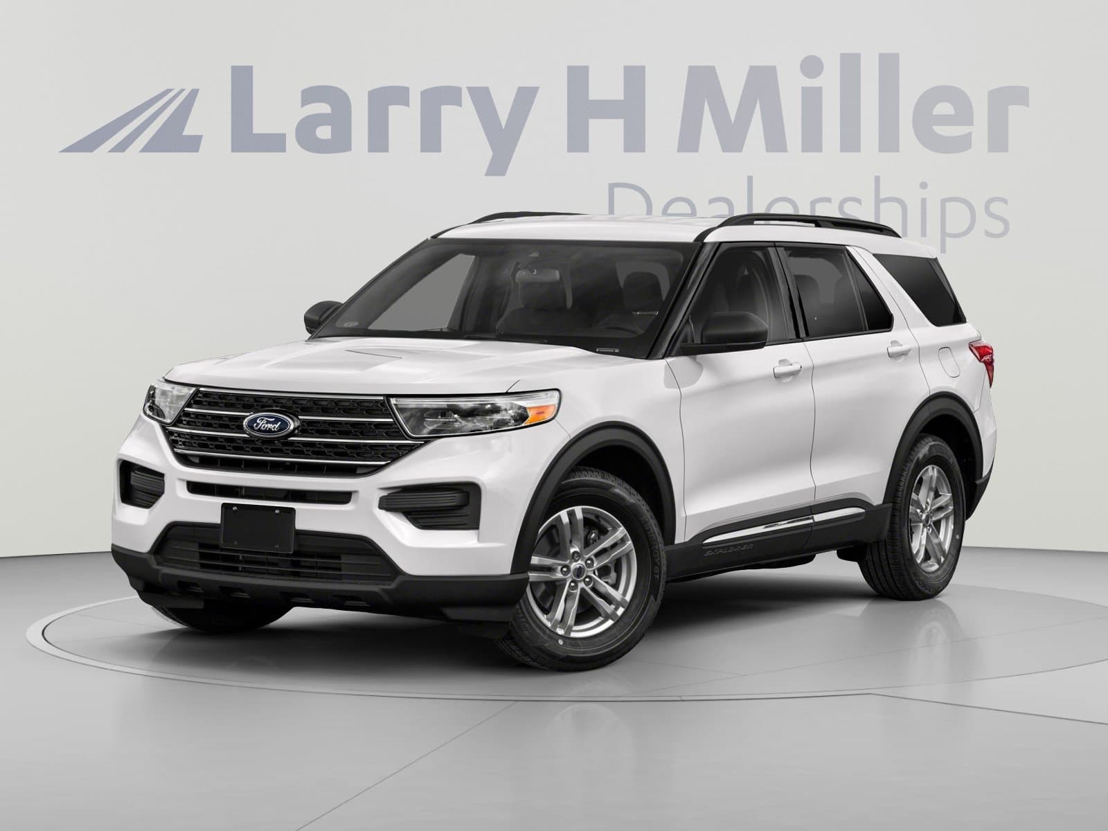 2022 Ford Explorer XLT — photo 1 of 11