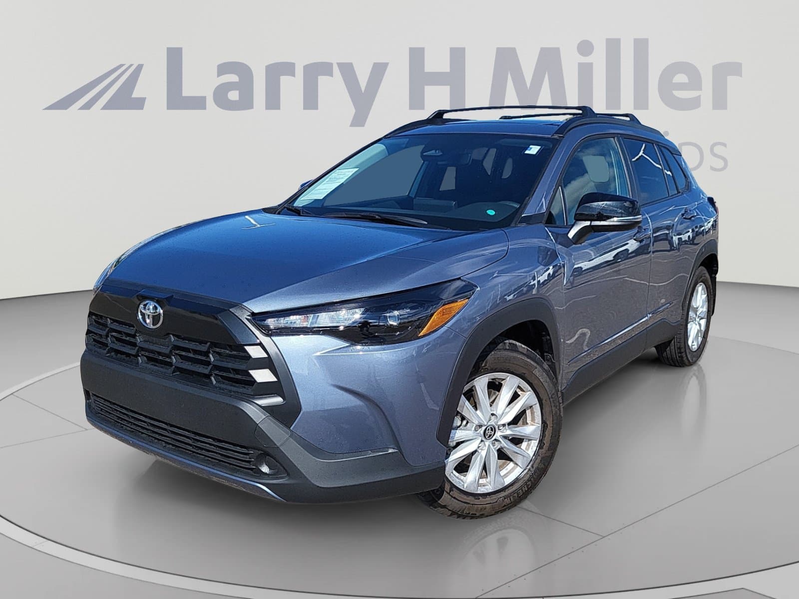 2026 Toyota Corolla Cross LE — photo 1 of 31