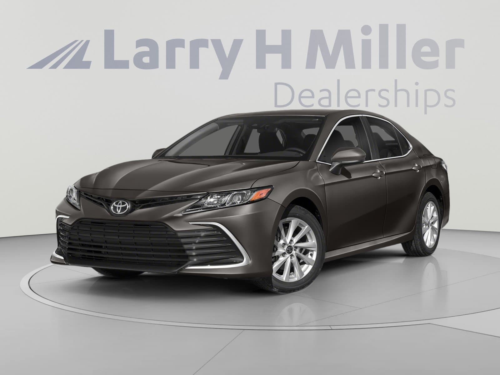 2022 Toyota Camry LE — photo 1 of 10