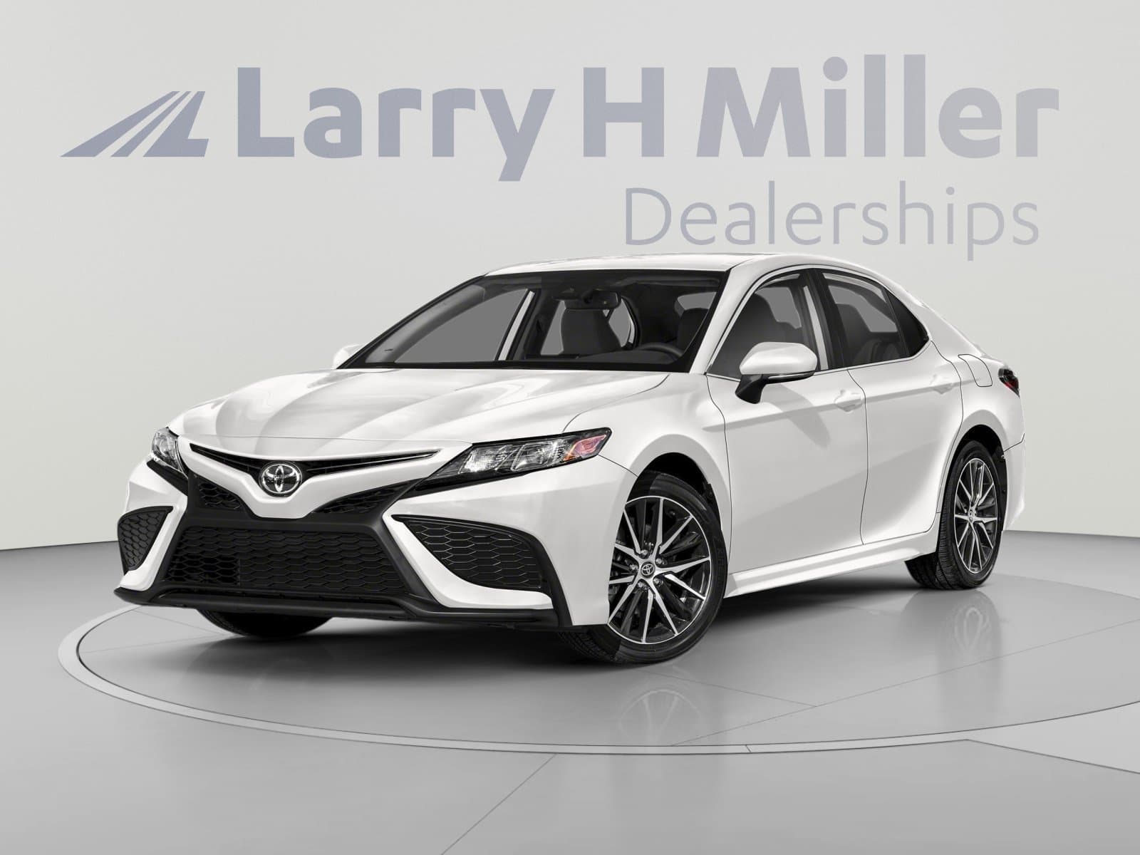 2023 Toyota Camry SE — photo 1 of 11