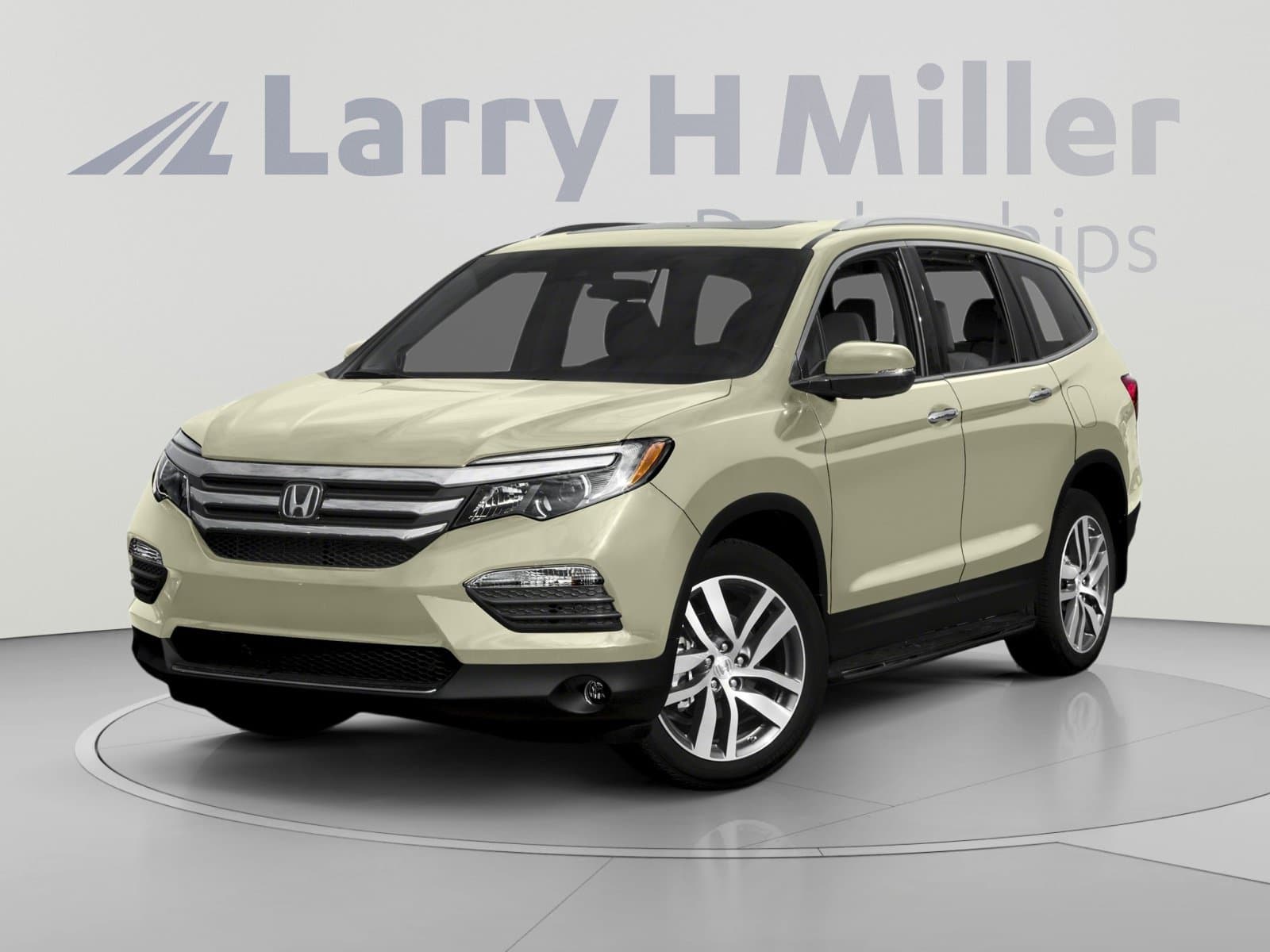 2016 Honda Pilot Touring — photo 1 of 11