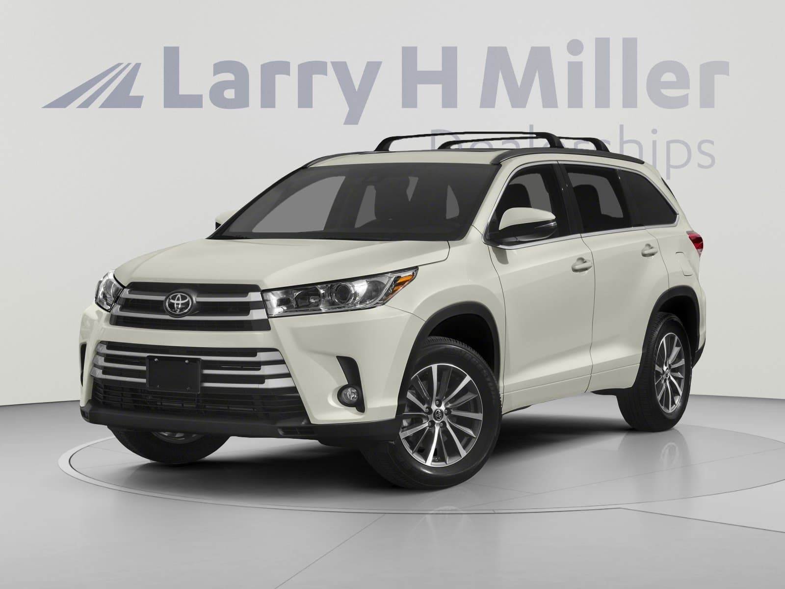 2019 Toyota Highlander XLE — photo 1 of 12