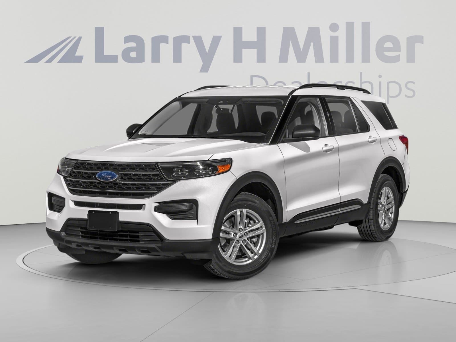 2023 Ford Explorer XLT — photo 1 of 11
