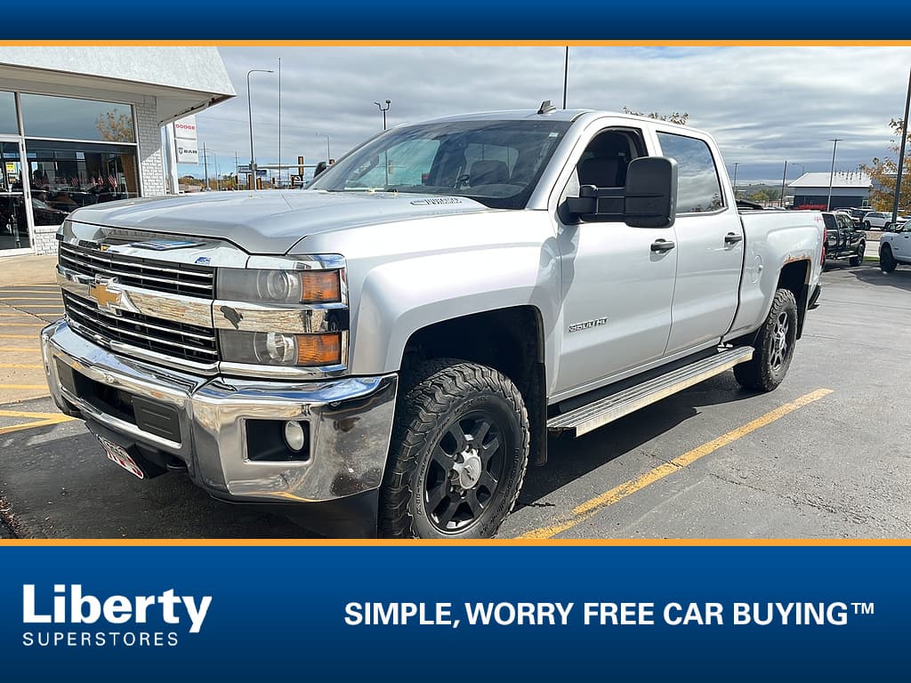 2015 Chevrolet Silverado 3500HD LT — photo 1 of 3