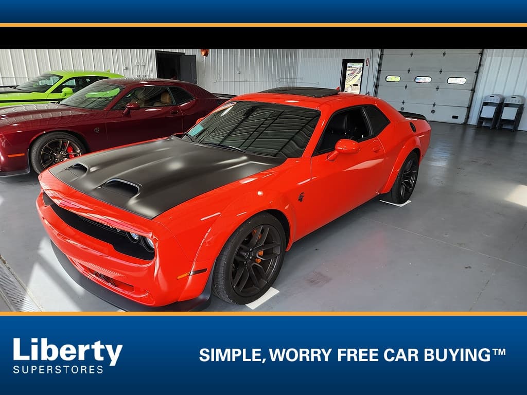 2019 Dodge Challenger SRT Hellcat — photo 1 of 7