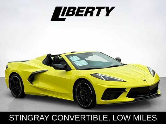 2024 Chevrolet Corvette Stingray — photo 1 of 36