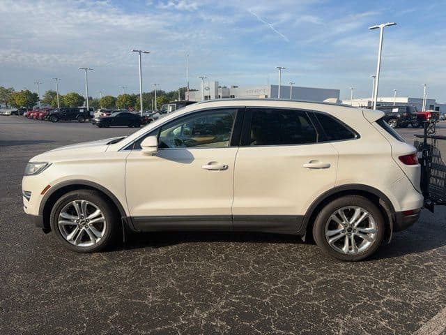 2016 Lincoln MKC Select — photo 1 of 19