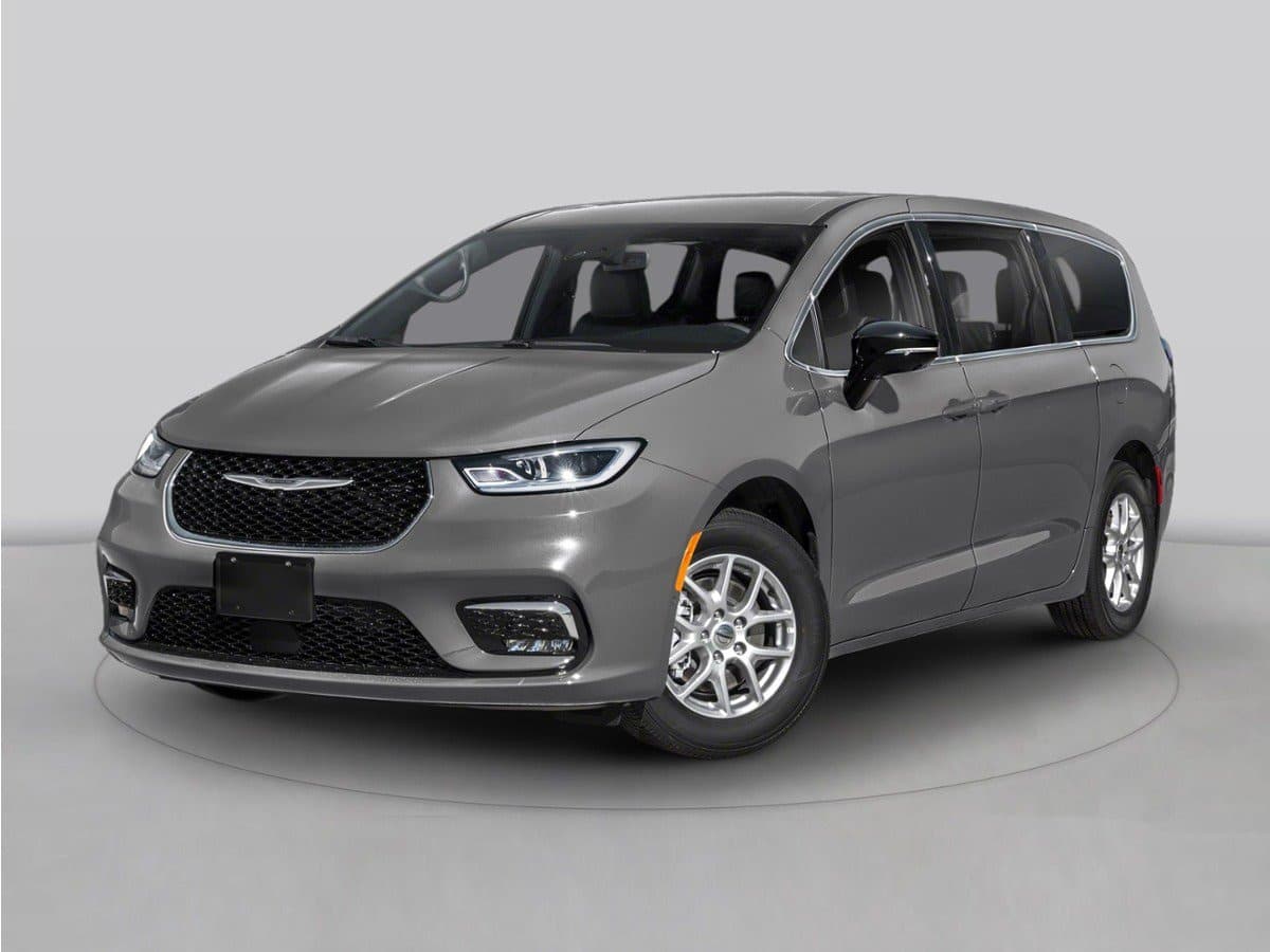 2027 Chrysler Pacifica Limited — photo 1 of 13