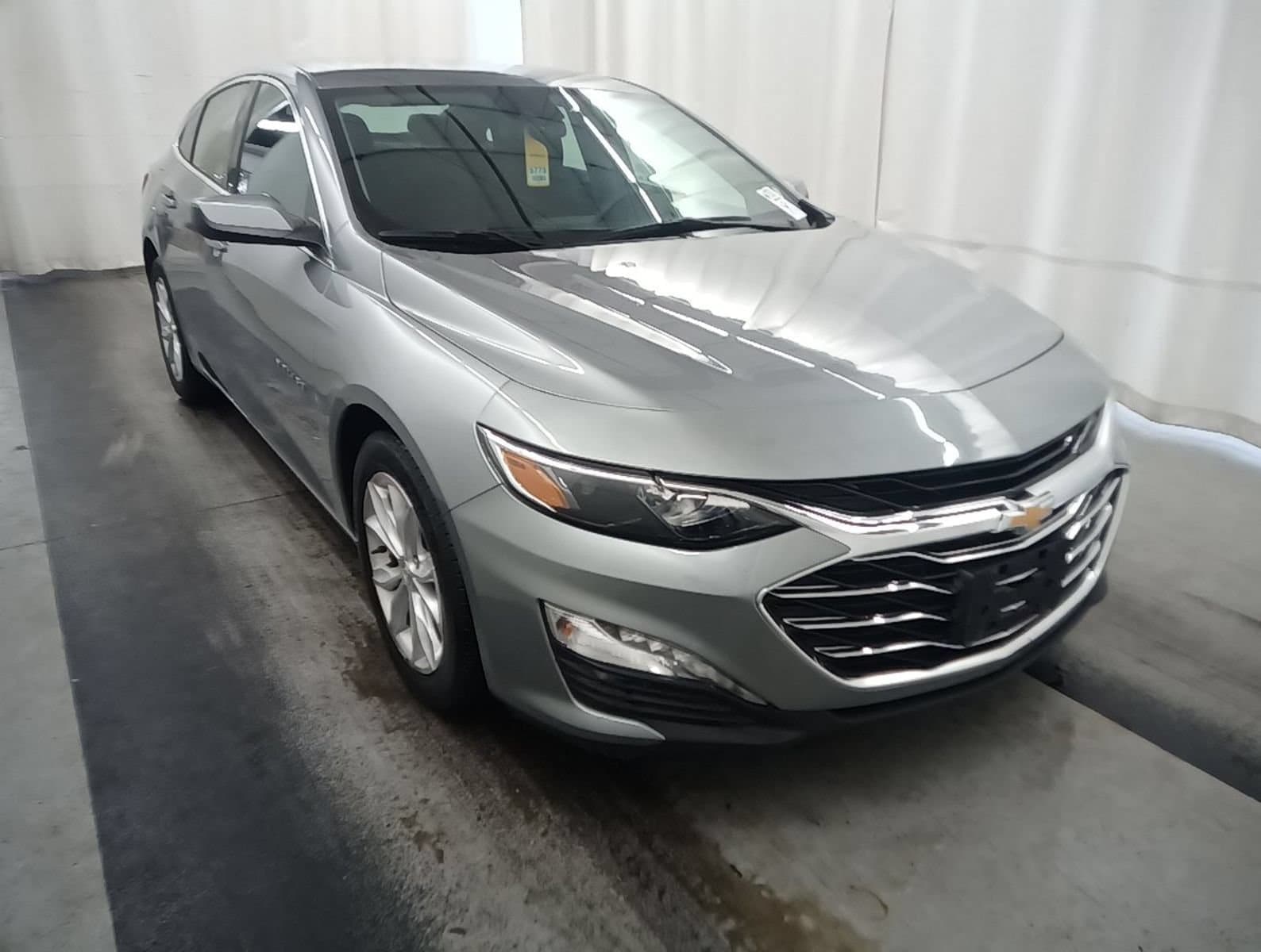 2024 Chevrolet Malibu 1LT — photo 1 of 8