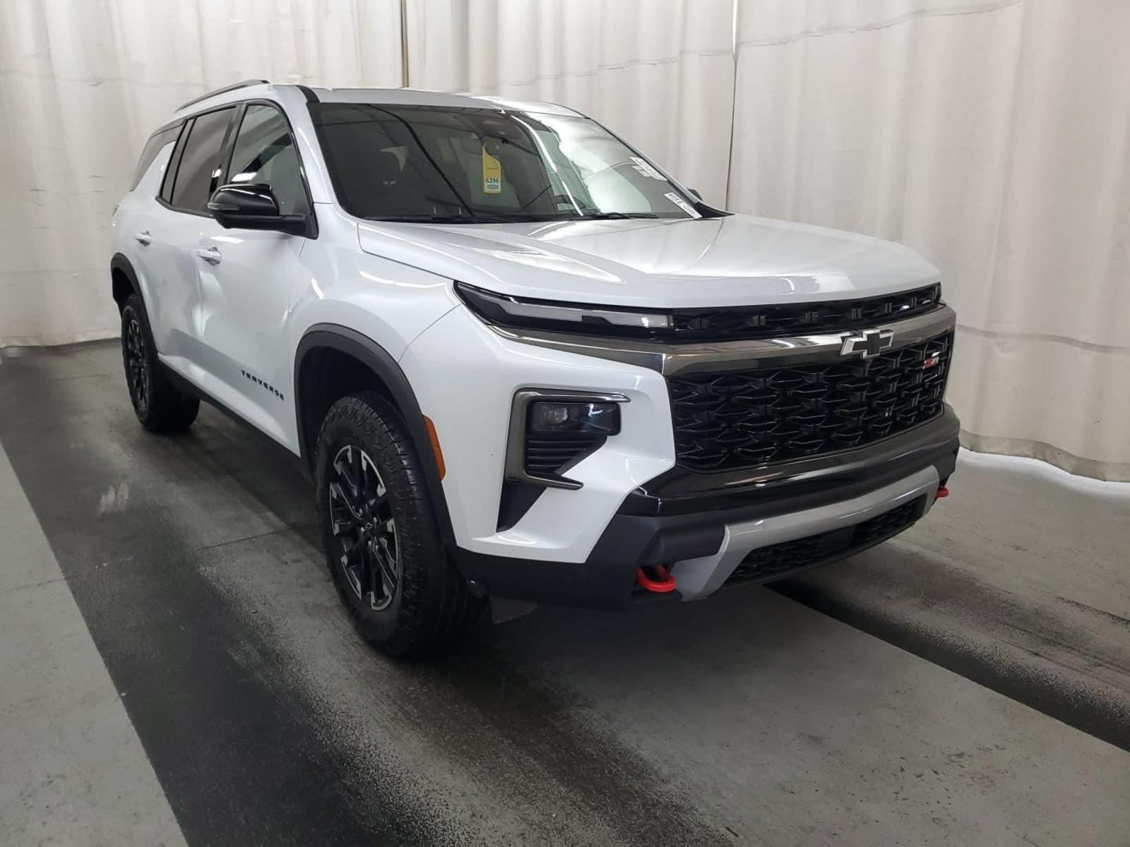 2026 Chevrolet Traverse Z71 — photo 1 of 9