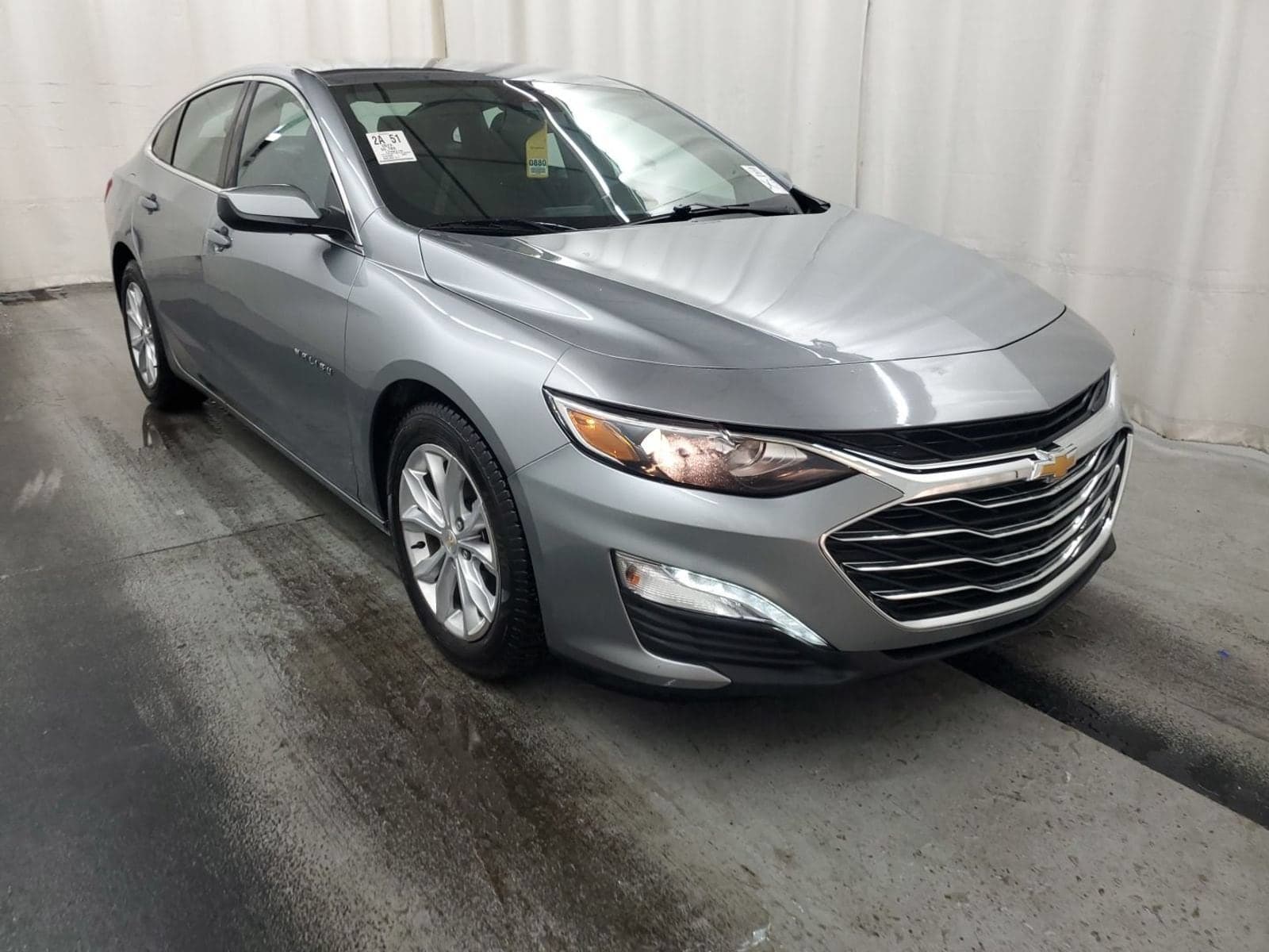 2023 Chevrolet Malibu LT — photo 1 of 8