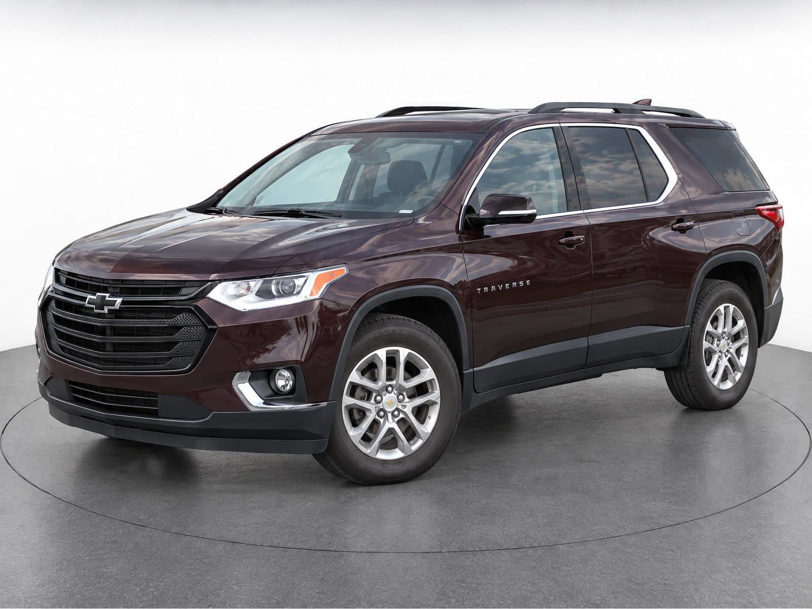2019 Chevrolet Traverse LT Cloth — photo 1 of 8